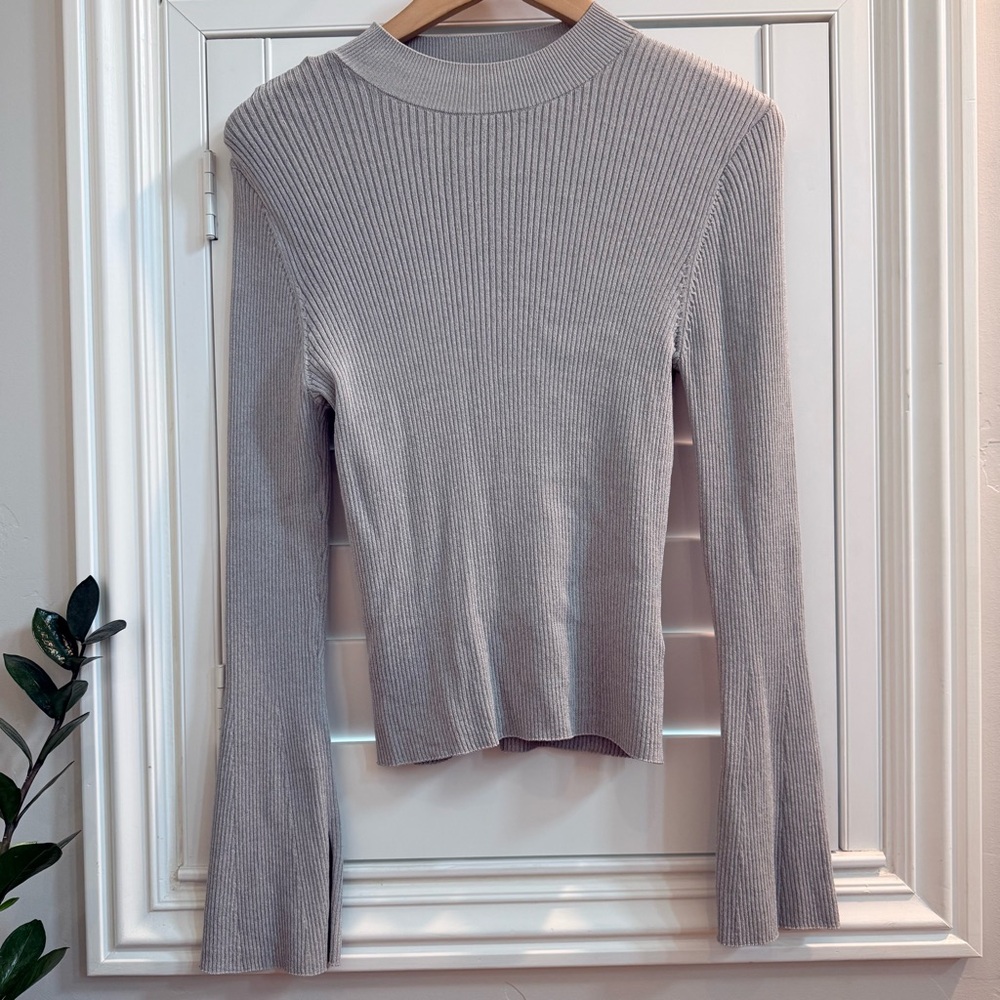 Snidel Gray Ribbed Women's Top - Size F